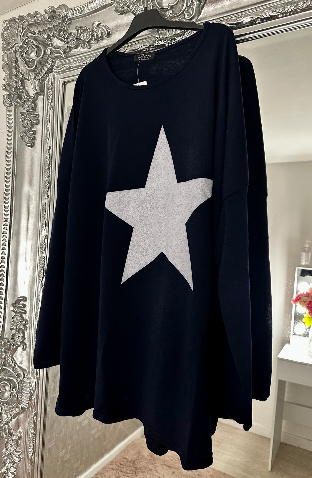 Oversized Star Top - 5 Colours
